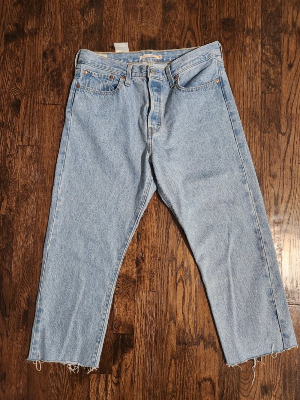 Levi’s NWT Wedgie Straight High Rise Cutoff Cropped 100% cotton size 31x26